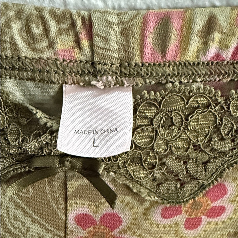 Y2K Floral Paisley Lace Trim Pants – Size L - Picture 5 of 6